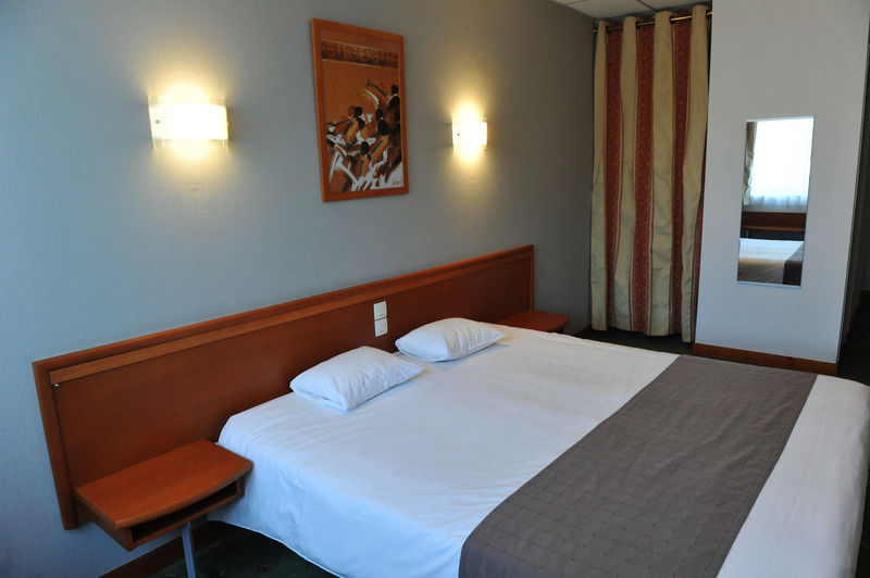 Urban Style Hotel De France ヴァンヌ エクステリア 写真